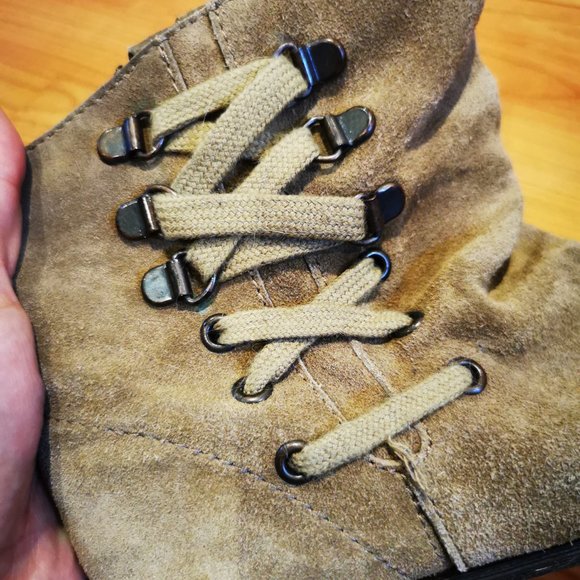 Olive green grungy suede Nine West boots - Picture 8 of 10